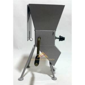 METAL GÖVDELİ PROFESYONEL FINDIK ve CEVİZ KIRMA MAKİNESİ