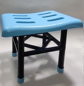 4 adet Kısa Kare Banyo Taburesi Sağlam Plastik 100kg Taşır Iş+ev Piknik Duşakabin Kullanımına Uyar