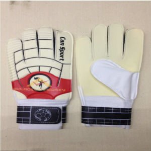 YUMUŞAK DOKUSU KULLANIMI KOLAYLAŞTIRILMIŞ KALİTELİ MALZEMEDEN ÜRETİLMİŞ 10 NUMARA KALECİ ELDİVENİ-1