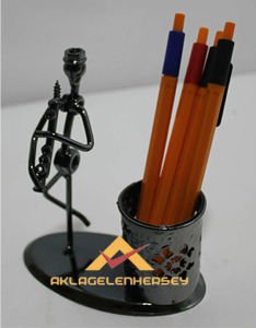 METAL TİTANYUM KAPLAMA KLARNET ÇALAN BİBLO