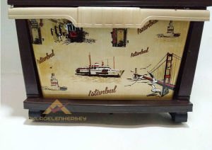 BÜYÜK BOY 4 ÇEKMECELİ İSTANBUL DESENLİ KOMİDİN,nostalji seri=istanbuldan değişik çizimli manzaralar