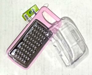 13,5x6cm Boyutlarında Plastikten Üretilmiş Hazneli Rende