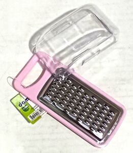 13,5x6cm Boyutlarında Plastikten Üretilmiş Hazneli Rende