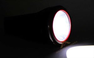 ŞARJ EDİLEBİLİR 16x4 CM 1 LED 12 SMD EL FENERİ