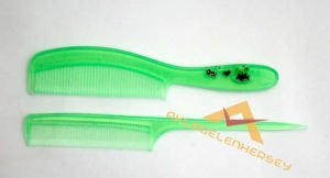 FARKLI RENKLERDE, ŞEFFAF 2'Lİ SET TARAK