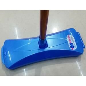 110cm Metal Saplı Pratik Halı Süpürgesi 6 Döner Fırçalı Gırgır Plastik Hazne,Elektrik+Şarj Derdi Yok