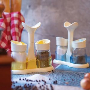 Organik Cam Dekoratif Tuzluk Standlı Tutmalı 14x14cm Ebatında Şık Tasarım Tuzluk Seti