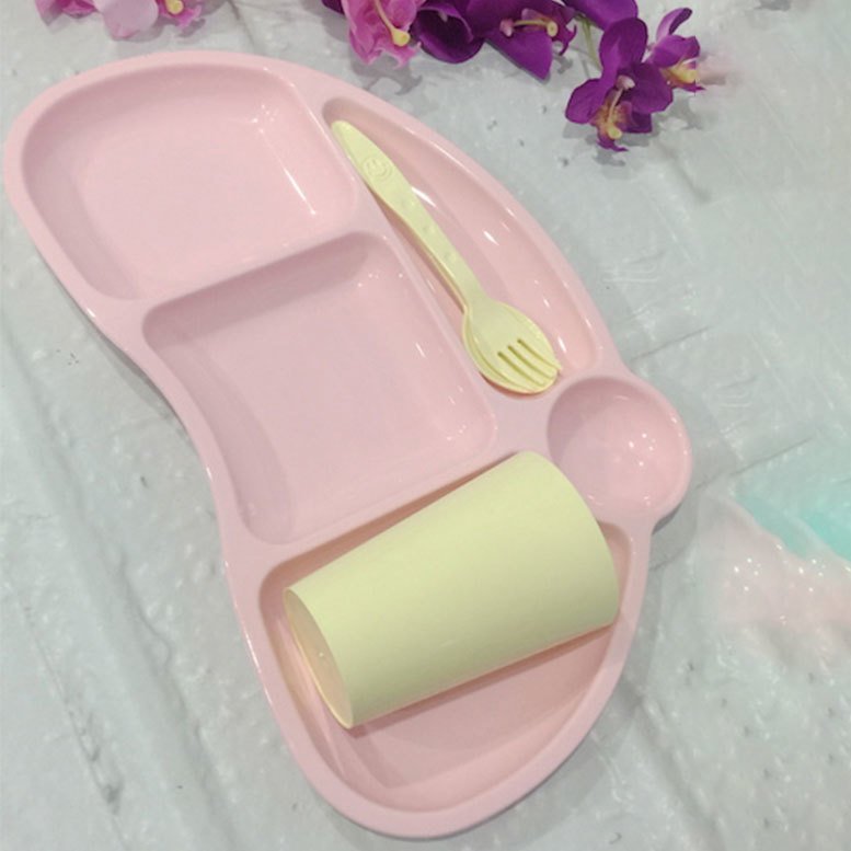 Bebek Mama Kapları 4 Parça Pembe Renk Plastik Çocuk Tablot Seti Kaşık,Çatal,Bardak