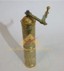 El Değirmenli Dekoratif Kahve Ve Baharat Öğütücü