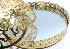 15 cm. İÇİ AYNALI KARARMAZ KAPLAMALI GOLD - ALTIN RENK METAL ŞEKERLİK