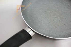 GRANİT TAVA 30cm YANMAZ EMAYE DIŞ YÜZEYLİ