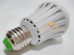 8W ŞARJLI LED AMPUL AKILLI ACİL DURUM LAMBASI