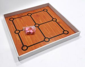 32x32cm Boyutlarında Ahşap 3 Taş 9 Taş Oyun Tahtası