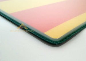 KAYMAZ ALT YÜZEYLİ SARI KIRMIZI DESENLİ MOUSEPAD