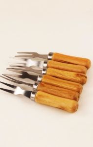 6 Adet Peynir Çatalı Bambu Saplı Çelik Paslanmaz Şık Ve Pratik Kullanım