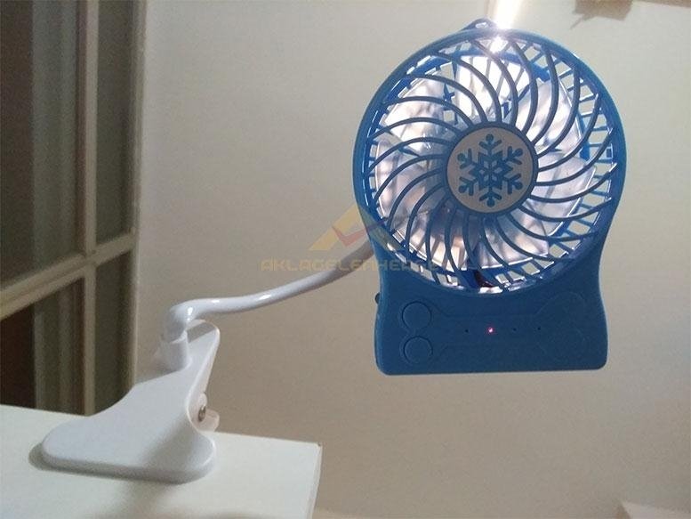AYRILABİLİR MANDALLI ŞARJLI MASAÜSTÜ MİNİ FAN
