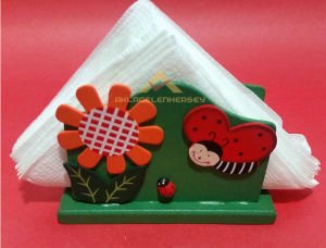 AHŞAP ÇİÇEKLİ VE SEVİMLİ HAYVAN DESENLİ MASA ÜSTÜ AHŞAP PEÇETELİK