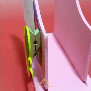 AHŞAP AYNALI MODEL MANDALLI NOT TUTACAKLI RENKLİ HAYVAN DESENLİ MASA ÜSTÜ AHŞAP PEÇETELİK