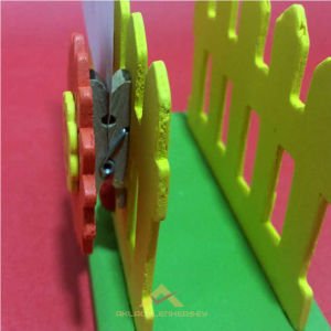 AHŞAP BAHÇE ÇİTİ MODEL MANDALLI NOT TUTACAKLI RENKLİ MEYVE BAHÇESİ DESENLİ MASA ÜSTÜ AHŞAP PEÇETELİK