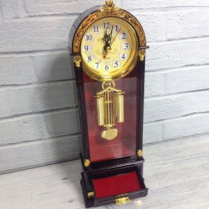 Antika Görünümlü Şık Tasarım Saat Çekmeceli Dekoratif Nostaljik Masa Saati 25x6cm Ebatında