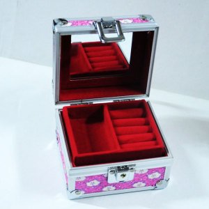 Metal Kasalı Kilitli Çift Katlı Mücevher ve Takı Kutusu - Metal Çanta Aksesuar Kutusu