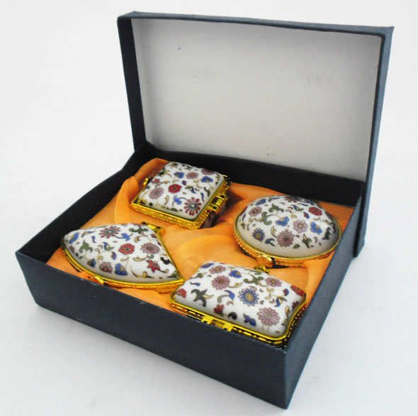 4 PARÇALI DESENLİ PORSELEN AKSESUAR KUTU SETİ