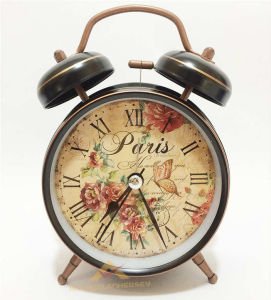 Retro Model Nostaljik Desenli Kahverengi Çelik Gövdeli Masaüstü Alarmlı Çalar Saat