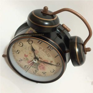 Retro Model Nostaljik Desenli Kahverengi Çelik Gövdeli Masaüstü Alarmlı Çalar Saat