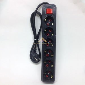 As Grup Akım Korumalı 6'lı Priz 1.5 Metre Kablo Uzunluğuna Sahip Anahtarlı 6'lı Grup Priz Siyah