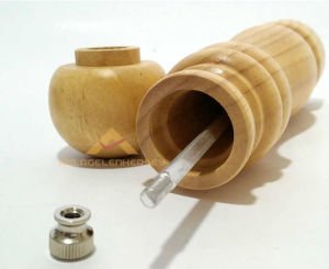 SERAMİK ÖĞÜTÜCÜLÜ 22cm AHŞAP KAYA TUZU DEĞİRMENİ