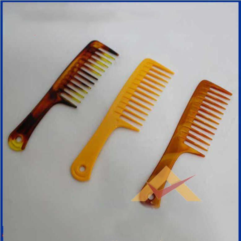 Saplı Açma Tarak Renkli 24cm