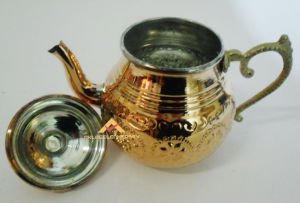 BÜYÜK İŞLEMELİ BAKIR ESKİTME DESENLİ ÇAYDANLIK