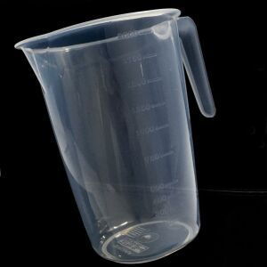 Şeffaf Kırılmayan Plastikten Kulplu Sürahi Tipi 2 Litre Ölçü Kabı Çok Amaçlı  Dereceli Ölçek Kap
