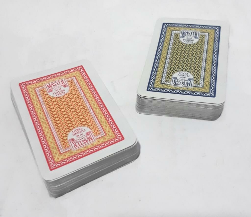 Master Marka 6x9cm 52 Kart 2 Joker 1 Takvimli İskambil Kart Seti