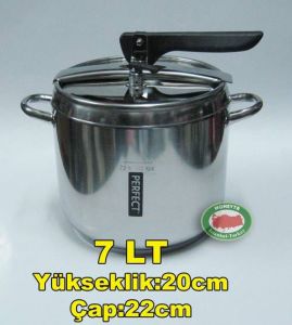 7LT GÜVENLİKLİ KAPAK ÇELİK TABAN DÜDÜKLÜ TENCERE
