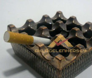 ANTİKA TARZ ESKİTME DÖKÜM KÜL TABLASI KARE-BAKIR