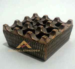 ANTİKA TARZ ESKİTME DÖKÜM KÜL TABLASI KARE-BAKIR