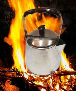 Kulplu Kamp Tipi Paslanmaz Çelik Demlik Katlanabilir Elyakmaz Sap