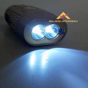 4in1 ÇOK ÖZELLİKLİ ŞARJLLI SAKAL TIRAŞ MAKİNESI