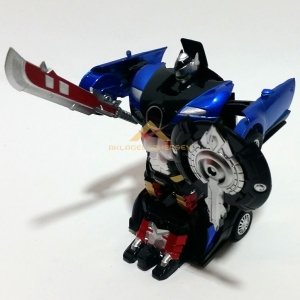 ROBOTA DÖNÜŞEBİLEN DIE-CAST METAL ÇEK BIRAK OYUNCAK MODEL ARABA