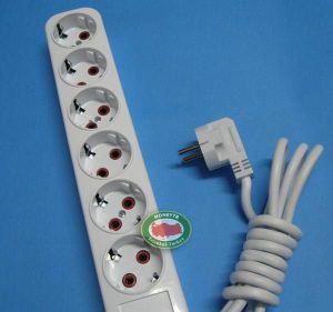 GARANTİLİ 6 LI TOPRAKLI UZATMA KABLOSU 5 METRE