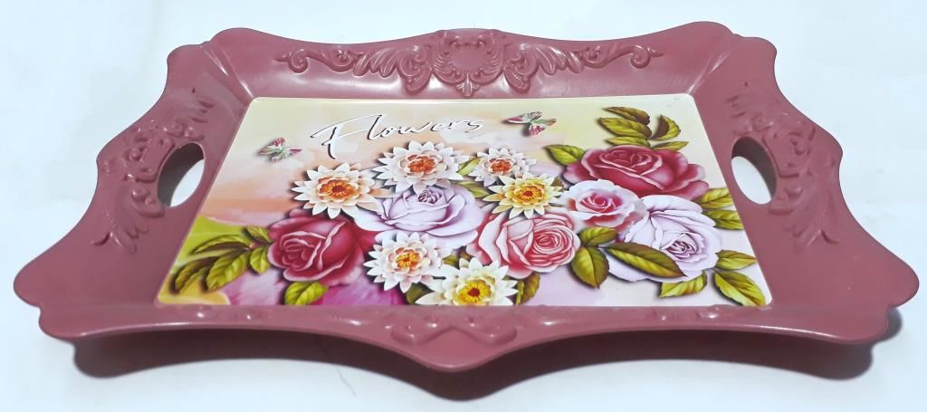 Dikdörtgen Şeklinde 43x34cm Ebatında 2 Kulplu Servis Tepsisi     Kenarları Kıvrımlı Kaliteli Plastik