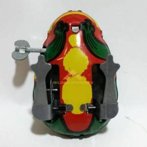 NOSTALJİK OYUNCAK KURMALI TENEKE KURBAĞA KURULUNCA ZIPLAYARAK YÜRÜR