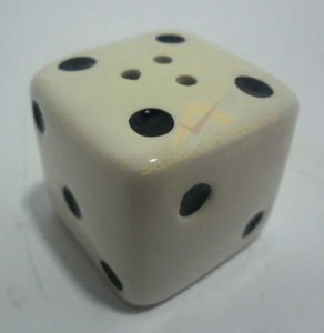 4 PARÇA ZAR ŞEKLİNDE TUZLUK, BAHARATLIK SETİ