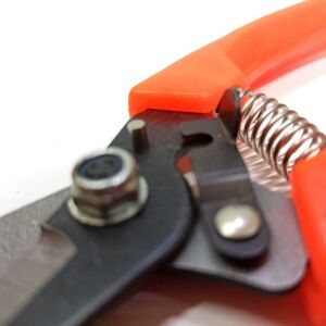 Toynak ve Çiçek Kırpma İkiz Bıçak, Kilitlemeli, Ergonomik Saplı 17.3 cm Bağ Budama Makası