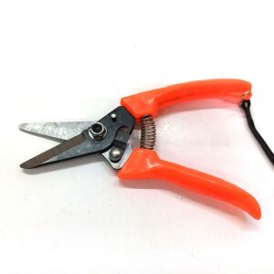 Toynak ve Çiçek Kırpma İkiz Bıçak, Kilitlemeli, Ergonomik Saplı 17.3 cm Bağ Budama Makası