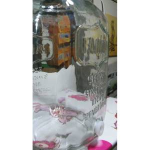 Metal Ferforje Ayaklı Musluklu Cam Damacana,Kabartma Yazılı Cam Sebil 8 Litre Musluklu Cam Damacana