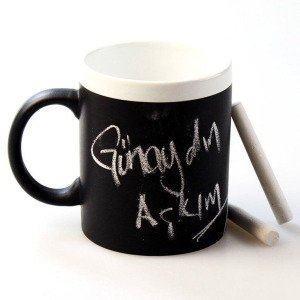 Tebeşirle Yazı Yazılan Kupa Bardak Blackboard Brew Üzerine Not Yazılan Kupa