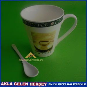 KAHVE DESENLİ KAŞIKLI PORSELEN KUPA 250 ml