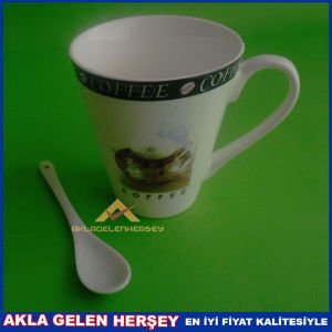 KAHVE DESENLİ KAŞIKLI PORSELEN KUPA 250 ml
